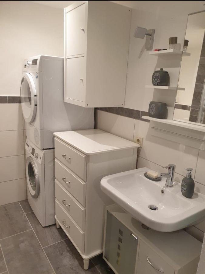 نيوماغين-دهرون Ferien-Apartment Meter المظهر الخارجي الصورة