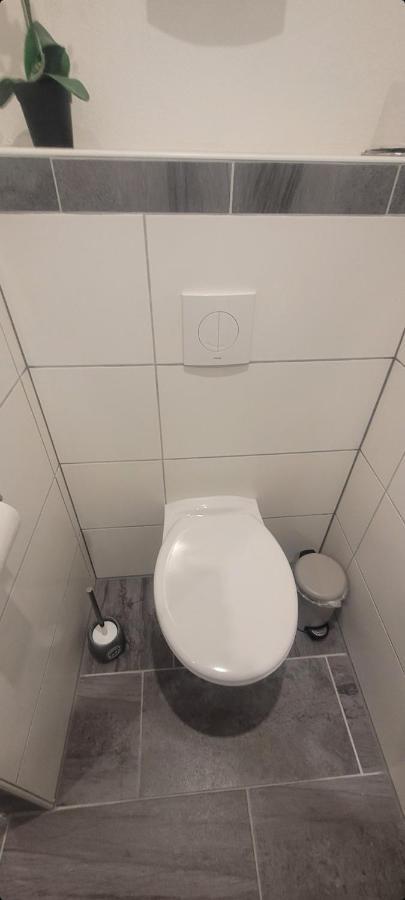 نيوماغين-دهرون Ferien-Apartment Meter المظهر الخارجي الصورة